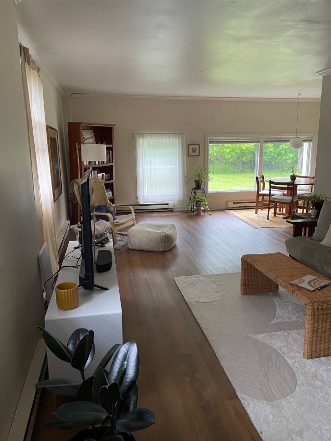 2R Living Room